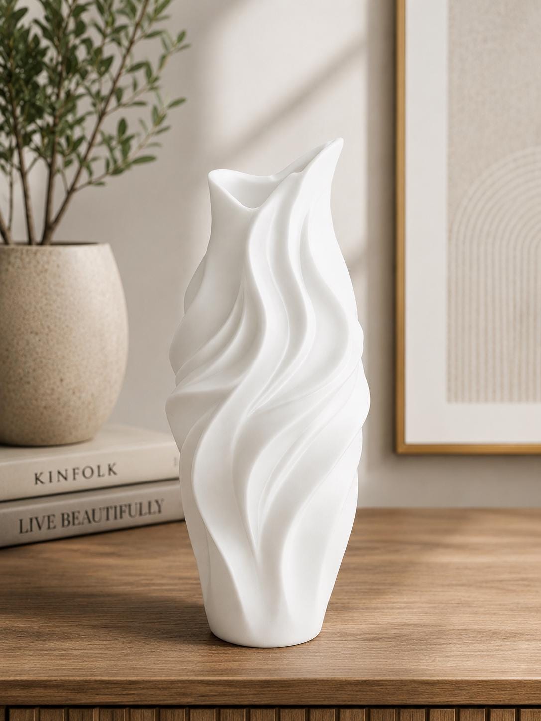 Modern Twisted Vase | Sculptural Wave Vase Home Decor