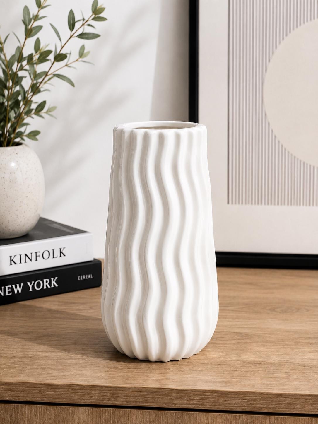 Modern Wavy Vase | 3D Printed Decorative Vase | Minimalist Home Decor