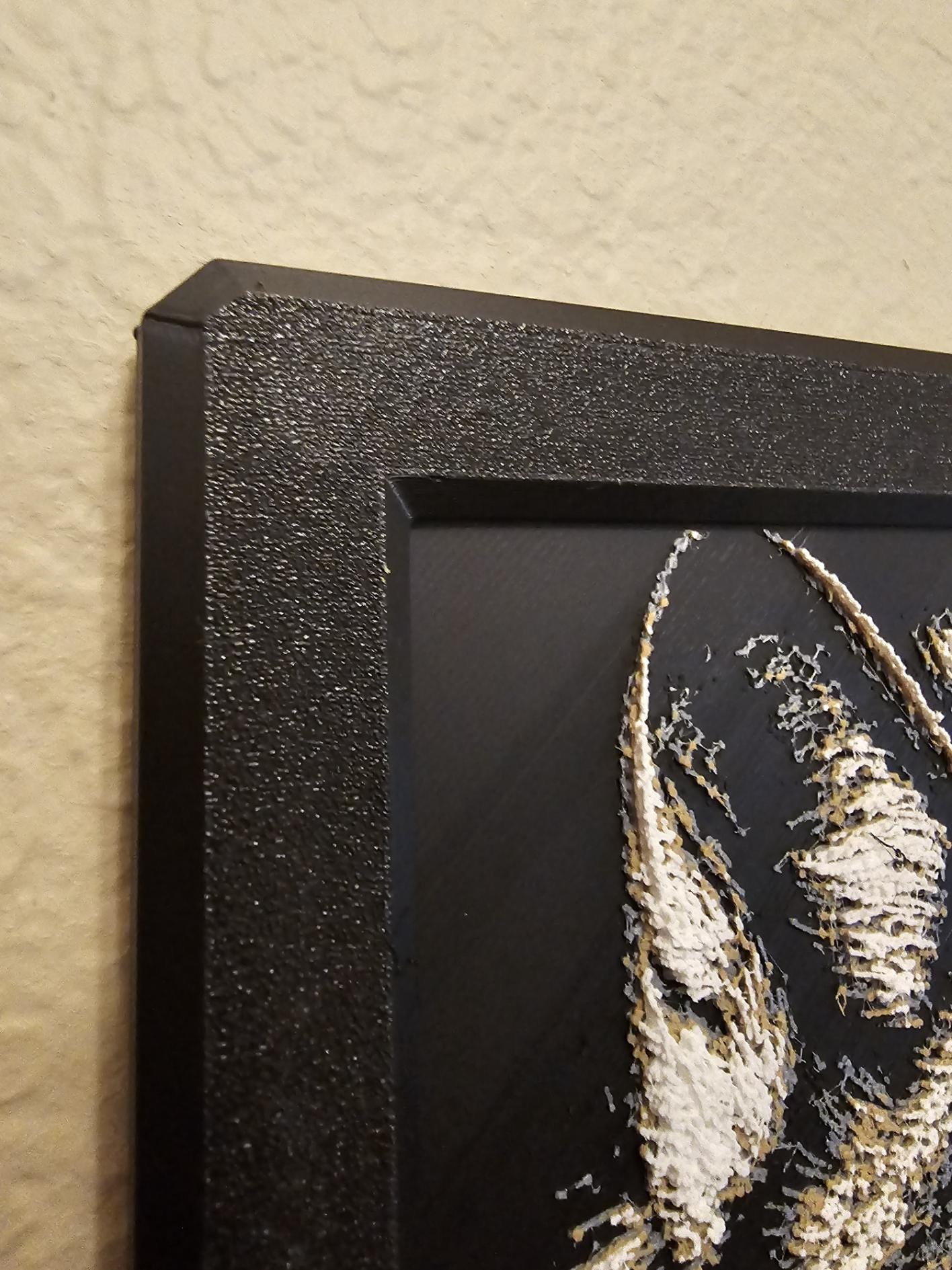 3D Hueforge Wolf Portrait | Framed Wildlife Wall Art, Rustic Cabin Decor (8x8)