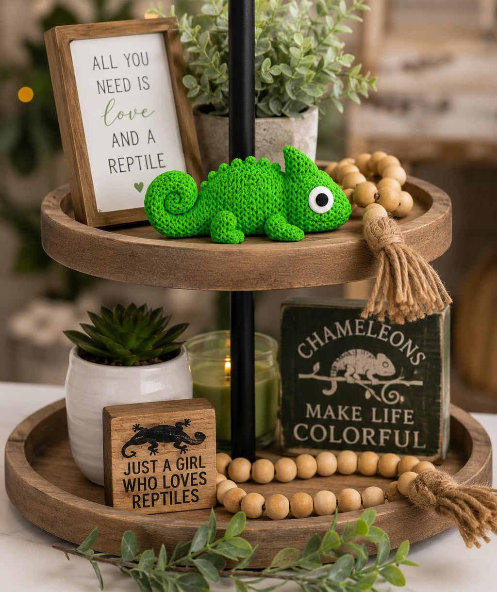Knitted Chameleon Figurine | Textured 3D Printed Reptile Shelf Sitter